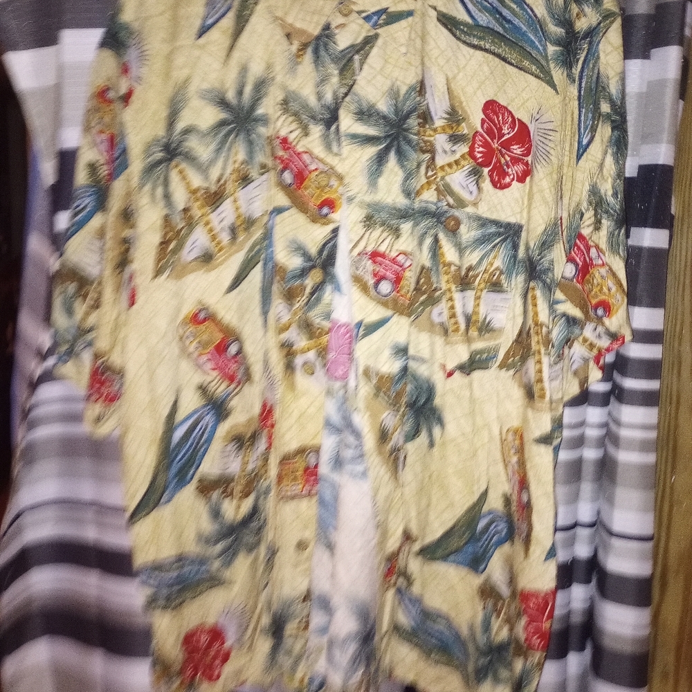 Men's short sleeve shirt